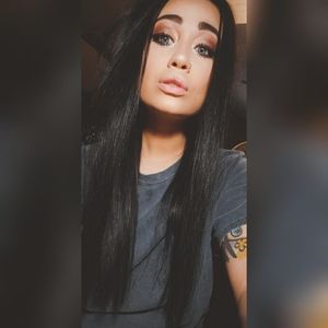 Meet your Posher, Jade